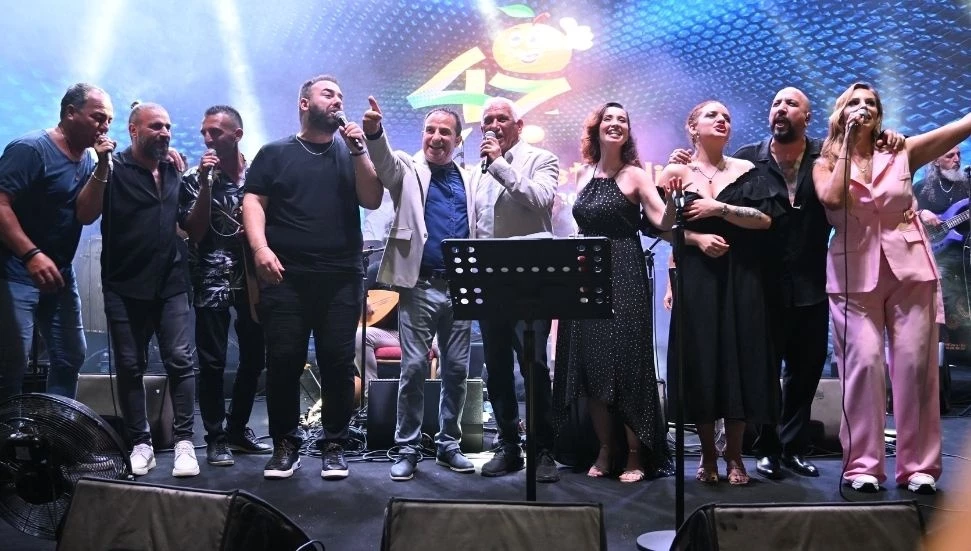 Güzelyurt Portakal Festivali’nde Edip Akbayram ve Volkan Konak şarkıları yankılandı
