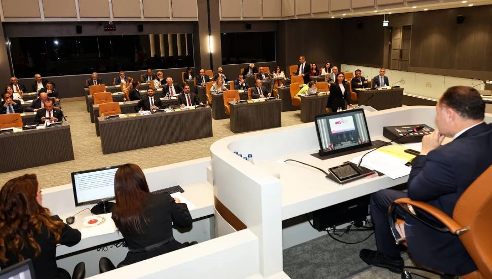 Genel Kurul’da iki yasa tasarısı oy birliğiyle kabul edildi