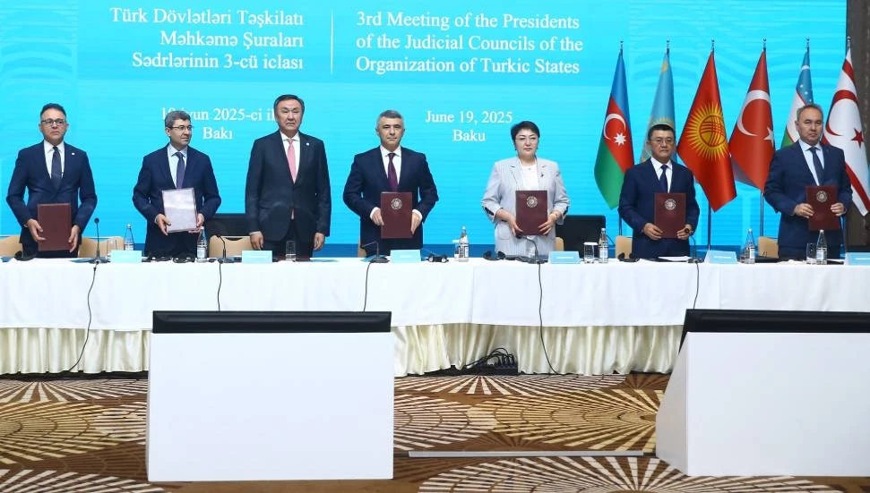 Bakü’de TDT Hakimler Konseyi Başkanları toplantısı: Yüksek Mahkeme Başkanı Özerdağ da katıldı