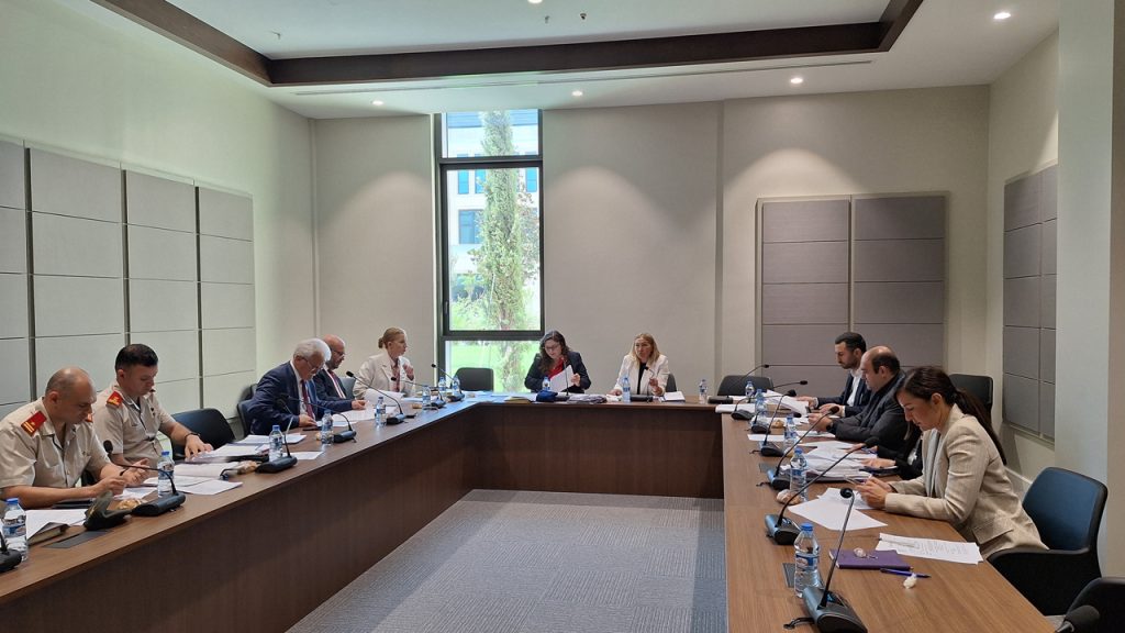 Askerlik (değişiklik) Yasa Önerisi komiteden geçti