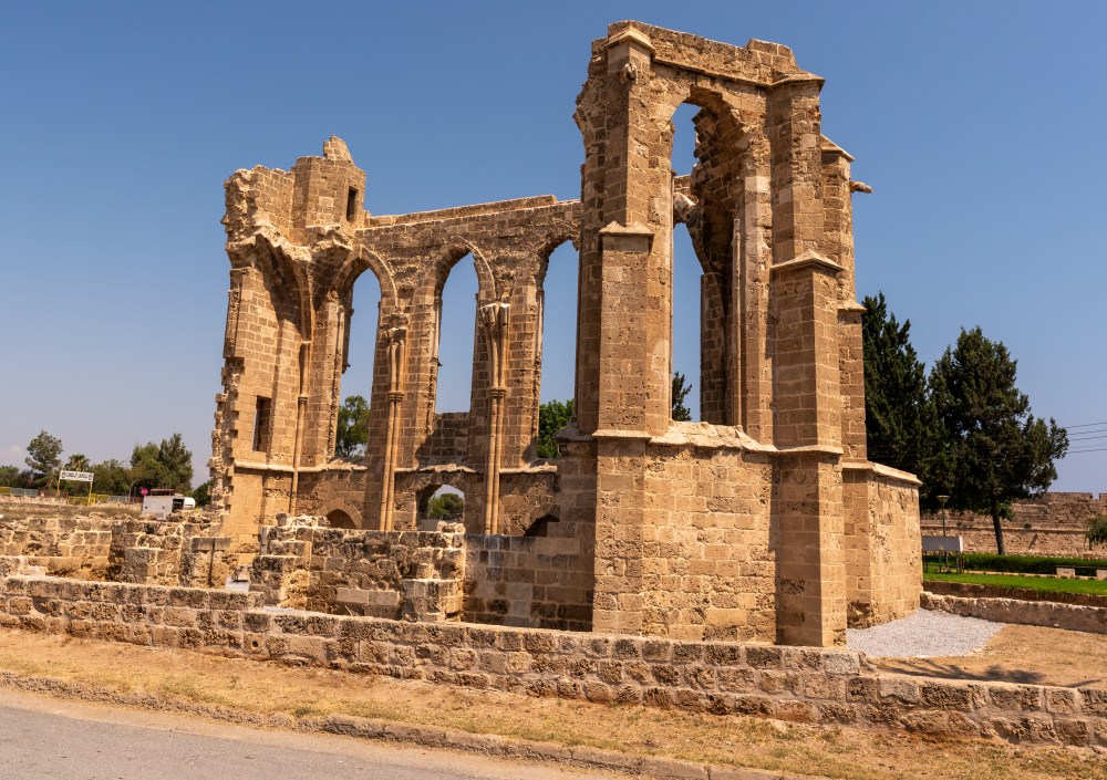 Kültürel Miras Teknik Komitesi Latinlerin Aziz George Kilisesi ve Tuzla Camisi’ndeki Koruma çalışmalarını tamamladı