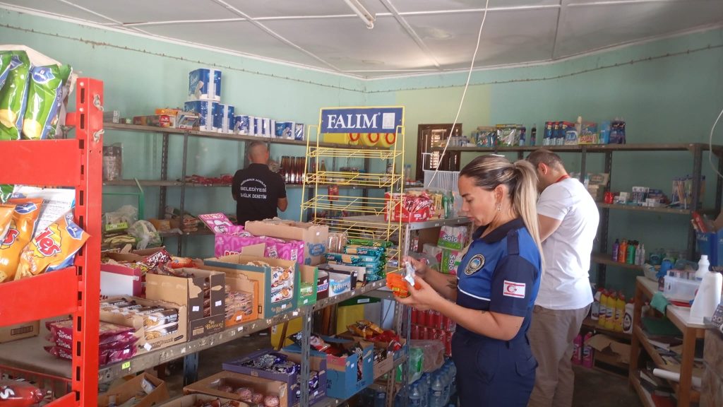 Değirmenlik Akıncılar Belediyesi Sağlık Şubesi iki iş yerine ceza kesti