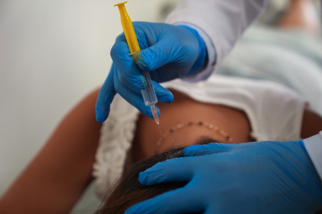 Sinir blokajı tedavisi şiddetli migren ataklarını azaltıyor