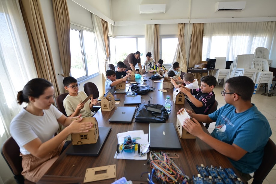 Lefke Belediyesi ev sahipliğinde robotik kodlama eğitimleri yapıldı