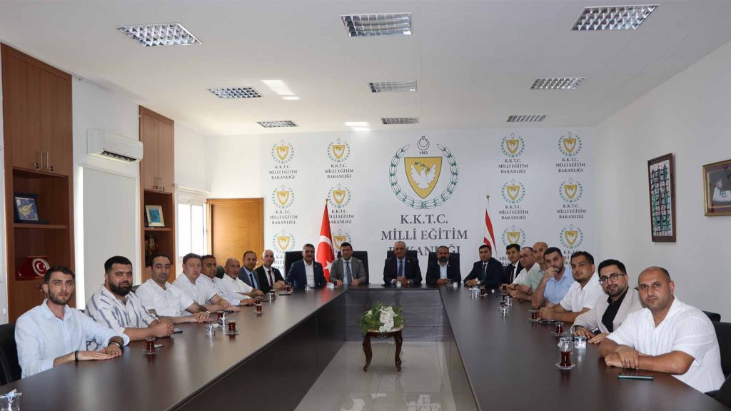 KKTC üniversiteleri Azerbaycan’da daha etkin şekilde temsil edilecek