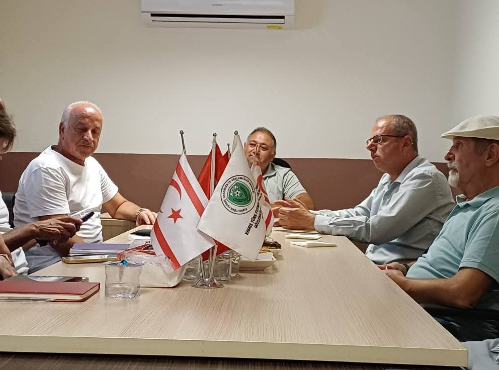 CTP Spor Komitesi, Futbol Hakemleri ve Gözlemcileri Derneği’ni ziyaret etti