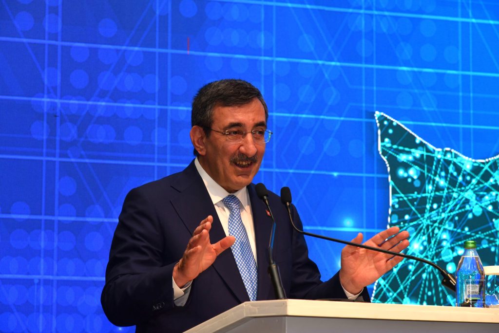 Yılmaz: “Ambargoları dijital dönüşümle aşacak, KKTC’yi dünyaya son teknolojilerle açacağız”