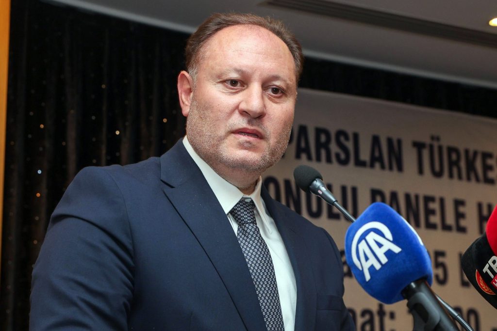 Öztürkler: “Türkiye’nin iç huzuru ve güvenliği, KKTC’nin savunma ve altyapı alanlarında daha hızlı ilerlemesini sağlıyor”