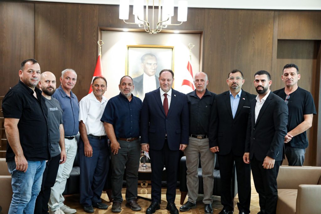 Öztürkler, muhtarlarla görüştü