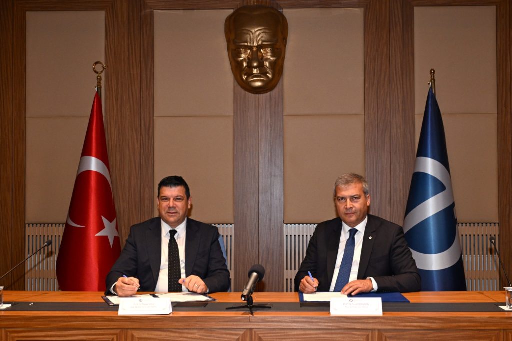 DAÜ ile AÜ akademik alanda işbirliği protokolü imzaladı