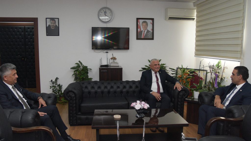 Gardiyanoğlu, görev süresi sona eren Sivil Savunma Teşkilatı Başkanı Karaca ve görevi devralacak Balaban’ı kabul etti