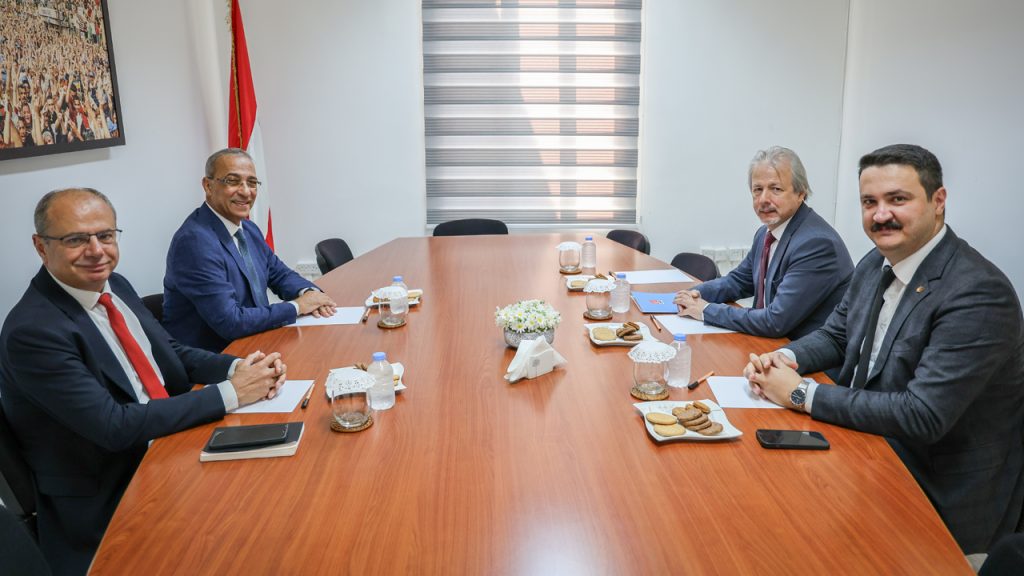 CTP ille CHP yetkilileri görüştü