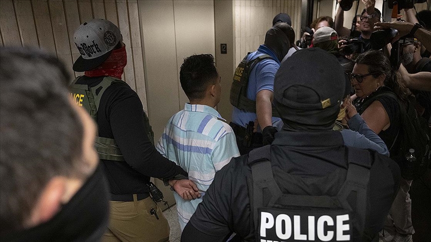 ABD’de düzensiz göçmenler ve işverenleri ICE’nin hedefinde