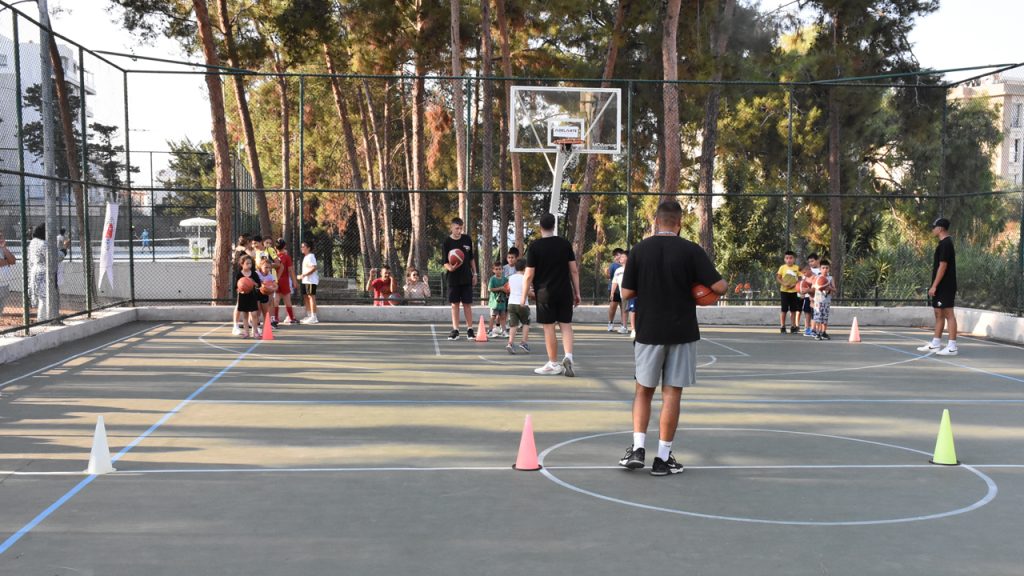 Girne Belediyesi ücretsiz yaz spor kursları başladı..Kayıtlar sürüyor