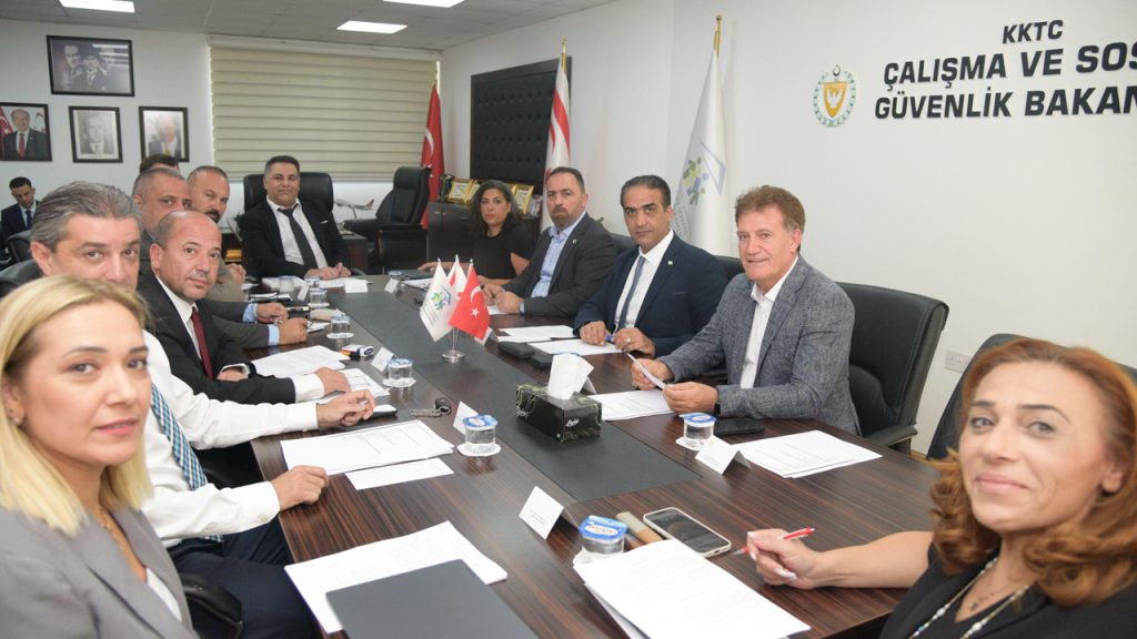 Asgari Ücret için Bakanlıklar ortak çalışma toplantısı düzenlendi