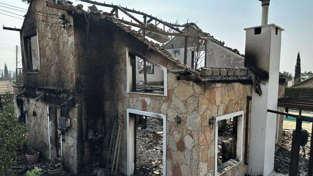 Rum basınına göre, “1974 sonrası Kıbrıs’ın en büyük yangını”…