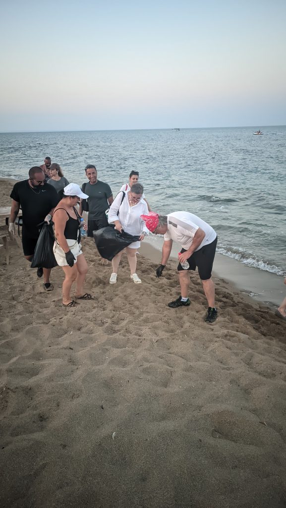 Doğa Sporları Derneği’nden Bedis plajı-Salamis Antik Kenti çevresinde doğa kampı ve çevre temizliği etkinliği