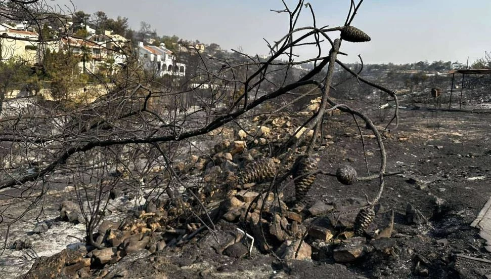 Rum İtfaiye Şefi Longinos: Limasol’da bir kişi araçtan inerek üç noktada yangın çıkardı!
