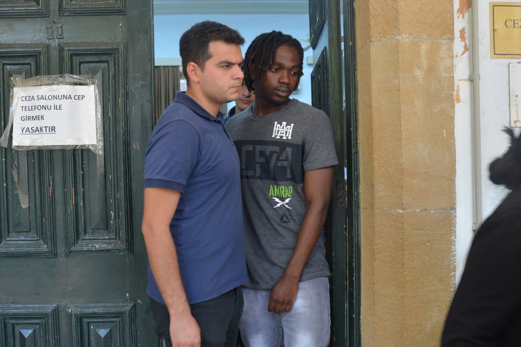 Ledra Palace’ta Yakalandı: Güney Kıbrıs’tan KKTC’ye Gümrüksüz Mal Geçirirken Tutuklandı!