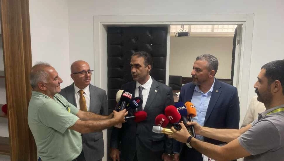 Toplantıdan rakam çıkmadı: Asgari ücret pazartesiye kaldı