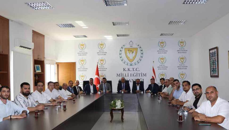 KKTC üniversiteleri Azerbaycan’da daha etkin şekilde temsil edilecek