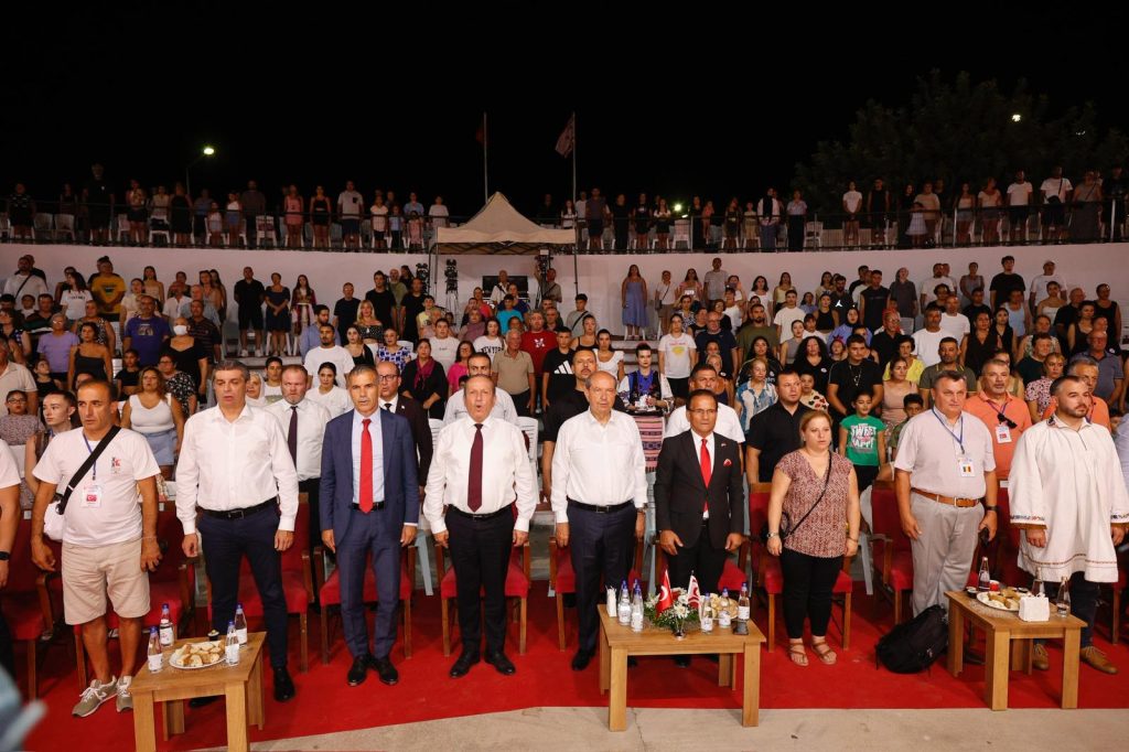 Cumhurbaşkanı Tatar, Yeniboğaziçi 14’üncü Pulya ve 5’inci Uluslararası Halk Dansları Festivali’ne katıldı