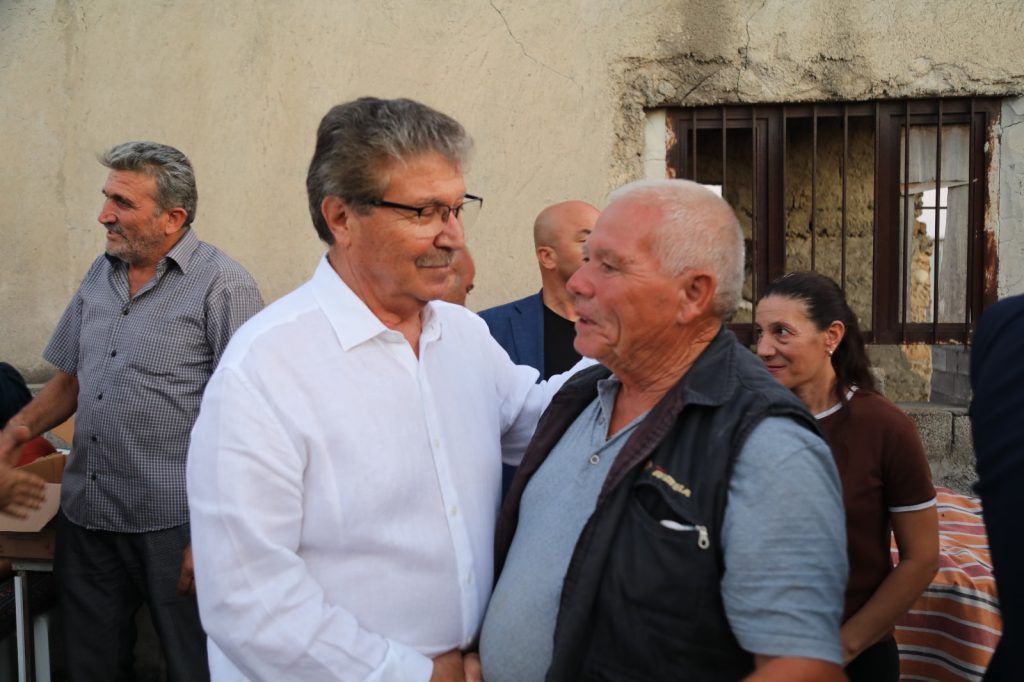 Başbakan Üstel gençlerin kendi yurtlarında kök salmasını sağlayacak politikaları hayata geçirmeye kararlı olduklarını vurguladı