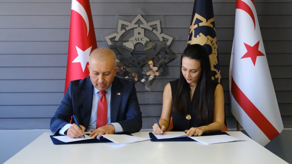 Kıbrıs Amerikan Üniversitesi ile Memur-Sen arasında iş birliği protokolü imzalandı