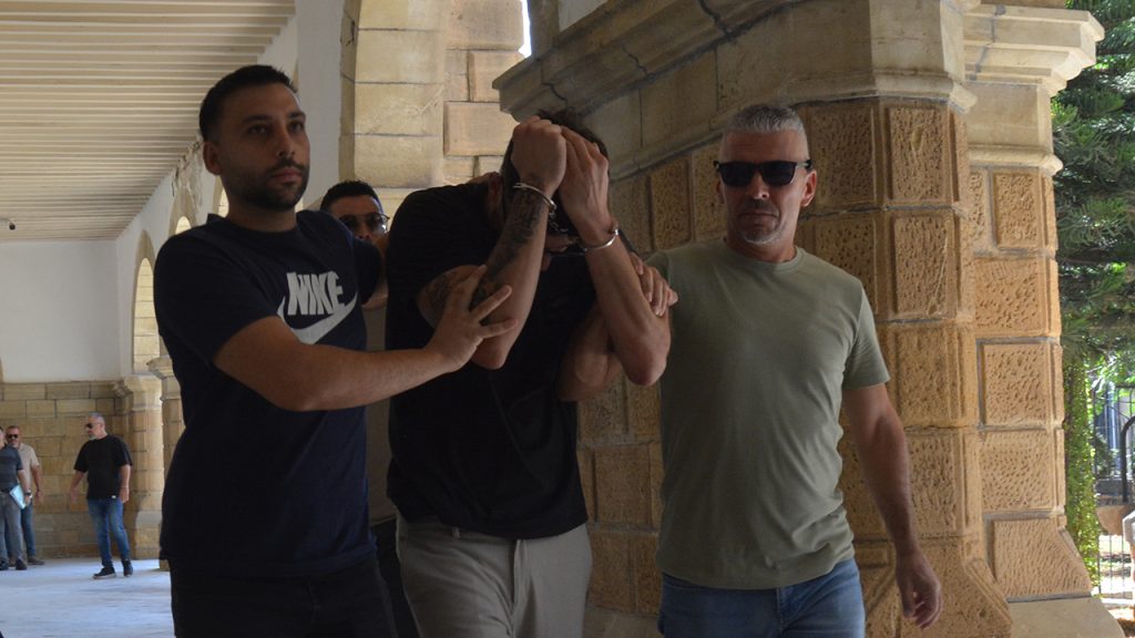 Bagajdan 450 Gram Kokain, 580 Gram Hintkeneviri: Zanlı Suçlamaları Reddediyor