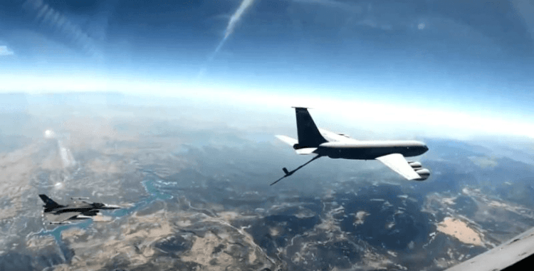 TC Hava Kuvvetlerinden Kıbrıs Adası’nın güneyinde eğitim uçuşu