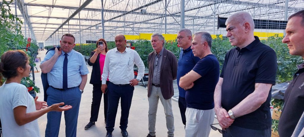 KTSO heyeti, Zonguldak’ta topraksız tarım uygulamalarını inceledi