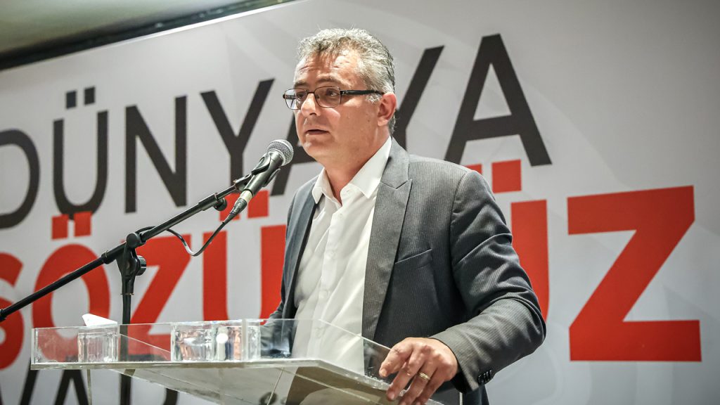 Erhürman: “Diplomasiyi ortadan kaldıran tavır günlük yaşamda da olumsuz etkiler yaratıyor”