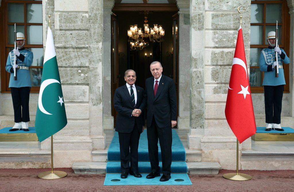 TC Cumhurbaşkanı Erdoğan, Pakistan Başbakanı Şerif’i kabul etti