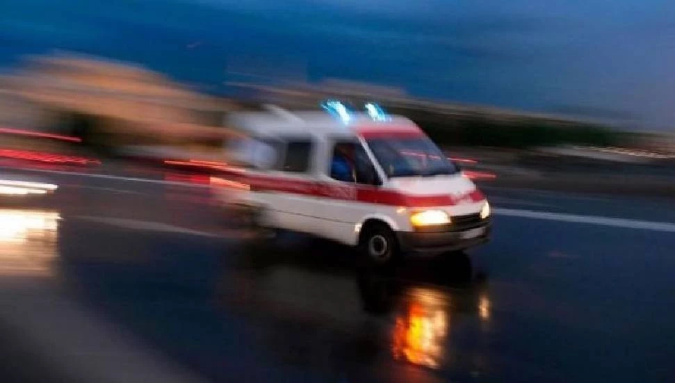 Gürültü tartışması bıçaklı saldırıya dönüştü: 3 kişi yaralandı