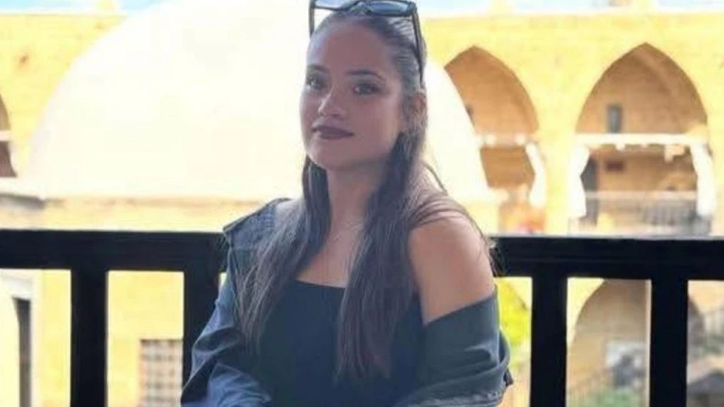 18 yaşındaki Berfin İpek dünden beri kayıp