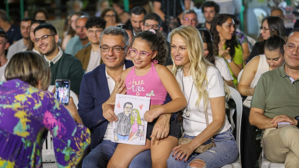 “Genç Söz, Genç Fest” Lefkoşa’da yapıldı. Erhürman : “Gençliğin sesini, sözünü Cumhurbaşkanlığına taşıyacağız”