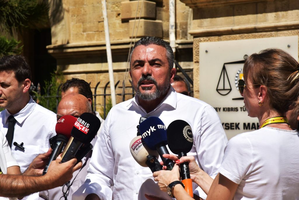 Kamu-İş, Maliye Bakanı ile Hazine ve Muhasebe Dairesi Müdürüne karşı Yüksek Mahkeme’de dava dosyaladı