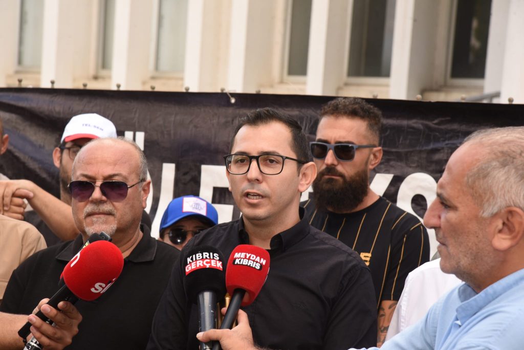 Tel-Sen ve KTAMS Grevde: “Şeffaf Olun, Protokolü Açıklayın”