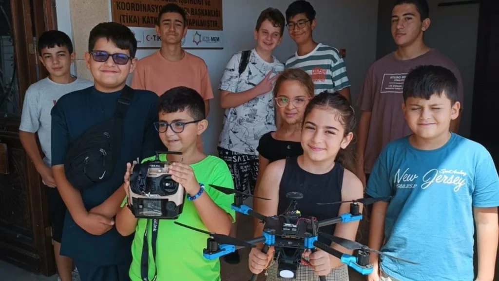 İskeleli Gençlerden “Otonom Haşereyle Mücadele Dronu” Başarısı