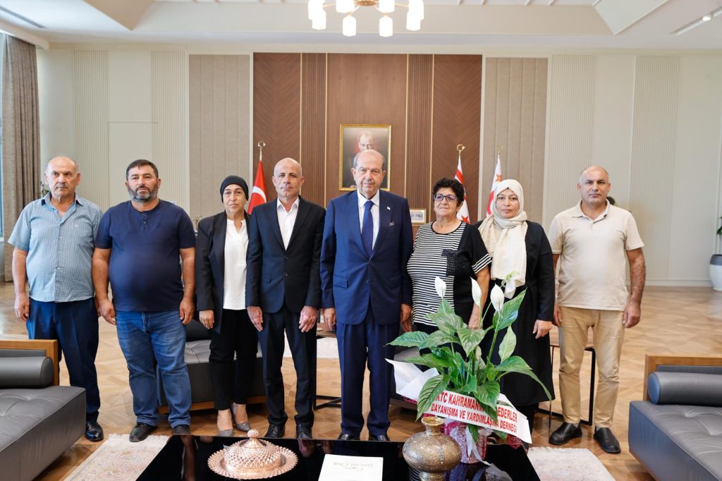 Cumhurbaşkanı Tatar, KKTC Kahramanmaraş Edeler Yardımlaşma ve Dayanışma Derneği heyetini kabul etti