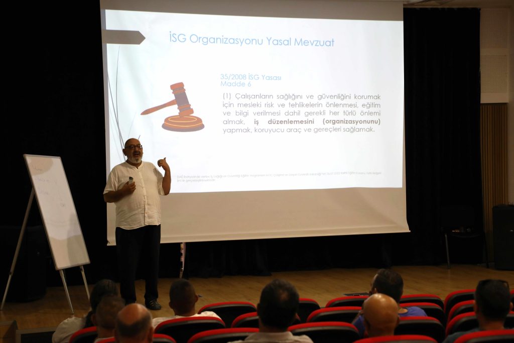 Değirmenlik Akıncılar Belediyesi personeline “İş Sağlığı ve Güvenliği Eğitimi” veriliyor