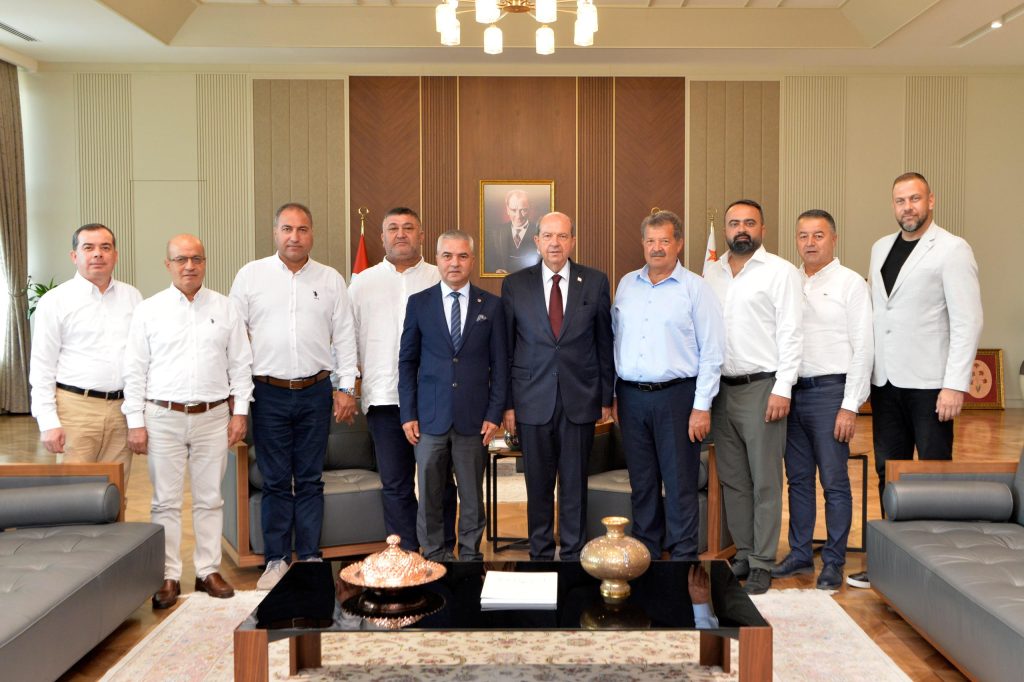 Cumhurbaşkanı Tatar, Silifke Ticaret ve Sanayi Odası heyetini kabul etti