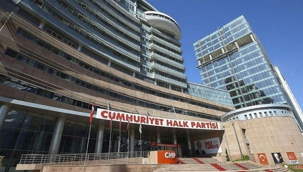CHP olağanüstü kurultaya gidiyor