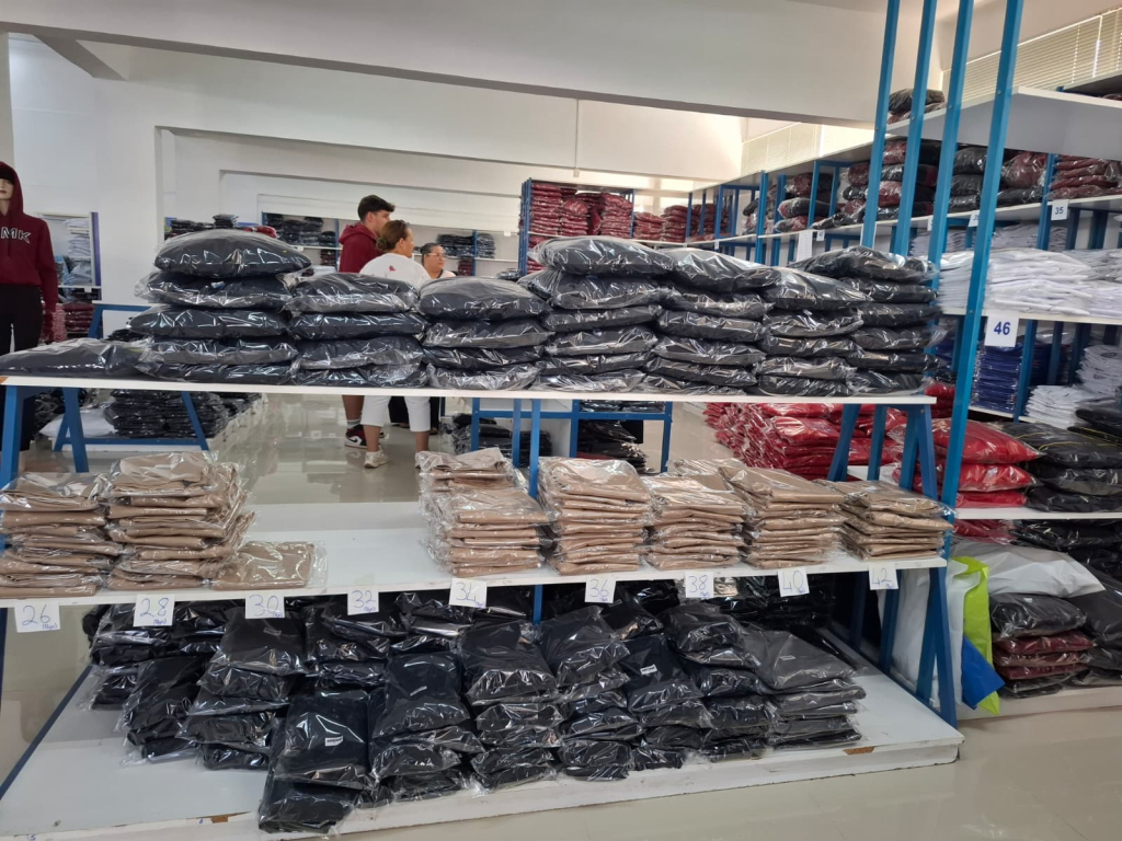 Üniforma fiyatları bütçeleri sarsacak