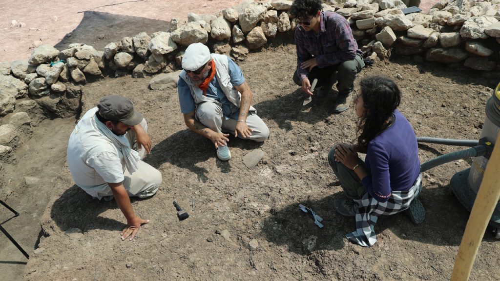 Diyarbakır’da Çayönü Tepesi’nde yaklaşık 9 bin 500 yıllık “Kamusal Yapı” bulundu