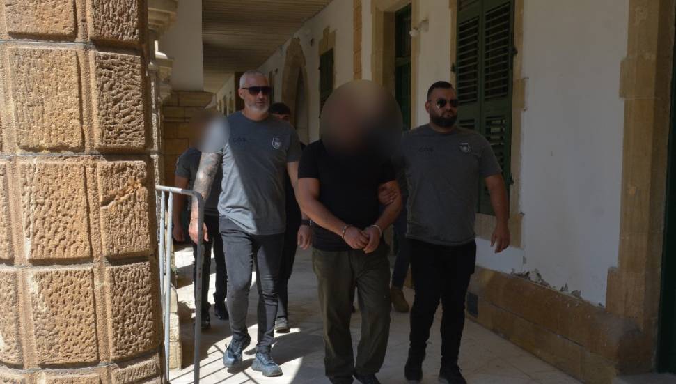 Tetikçilere ek tutukluluk