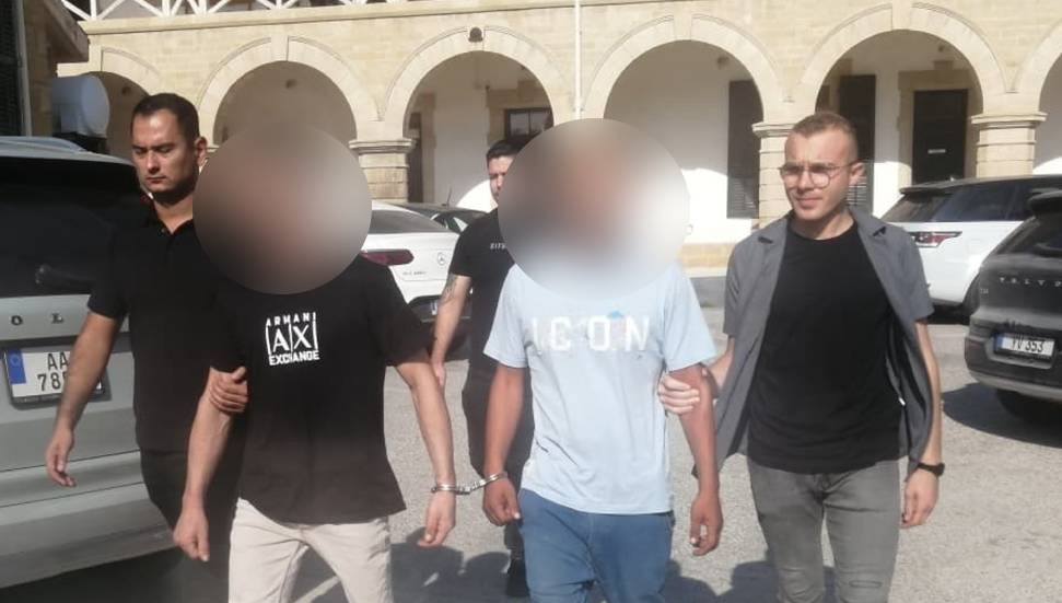 Uyuşturucu zanlıları cezaevine gönderildi