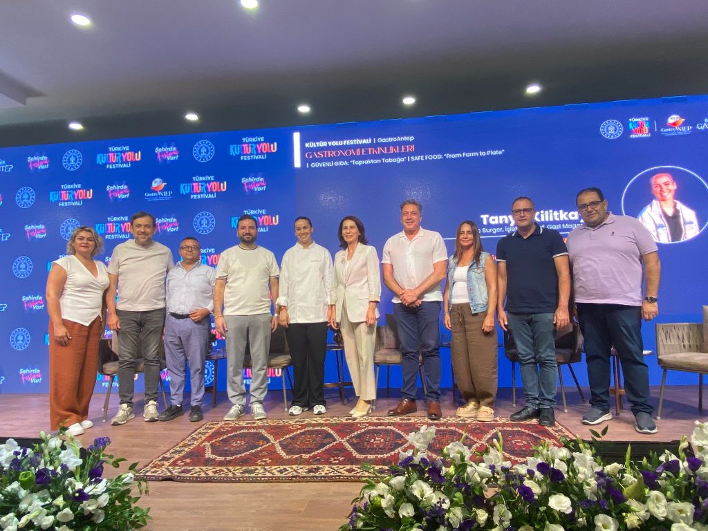 Gazimağusa Belediyesi Meclis üyesi heyeti Gastroantep Kültür Yolu Festivali’ne katıldı