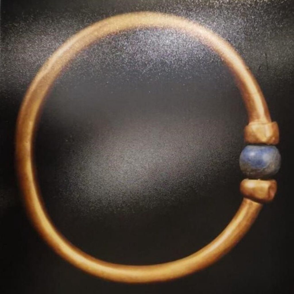 Kaybolan firavun bileziğinin çalınıp eritildiği ortaya çıktı