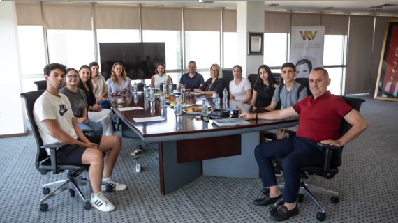 Vedat Kaner Vakfı, “Yükseköğretim Destek Bursu” kapsamında tanışma toplantısı düzenledi